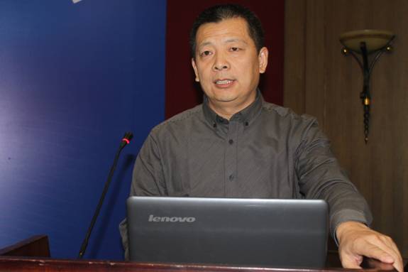 阜丰集团营销总监赵修标在2013全国食品企业上市发展战略研讨会上发言